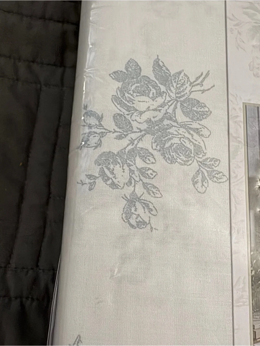 Cabbages & Roses LONDON Ditsy Floral - Mineral 4-Piece Queen Sheet Set NEW
